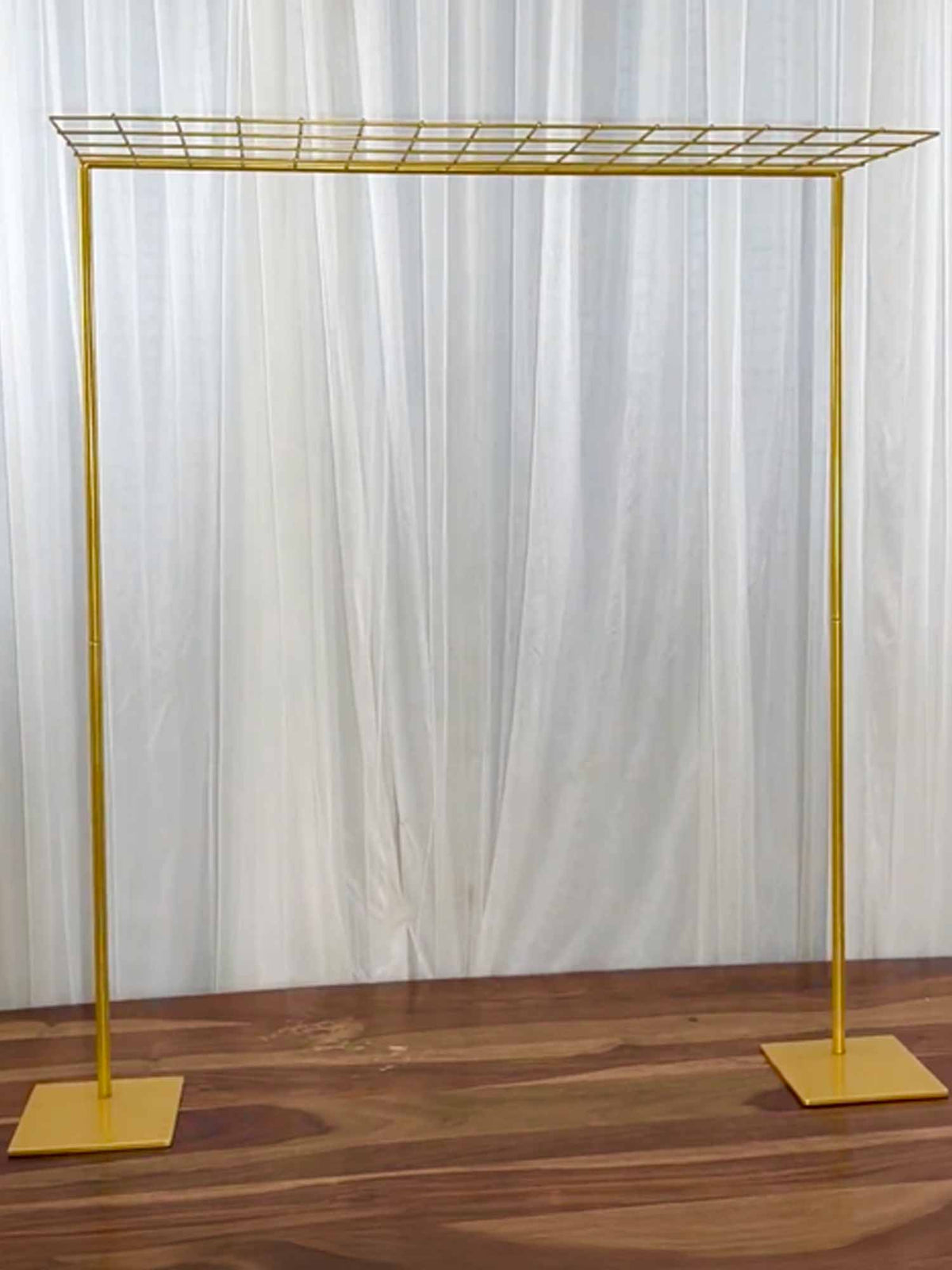 Pooja Backdrop Stand - The Decor Cycle