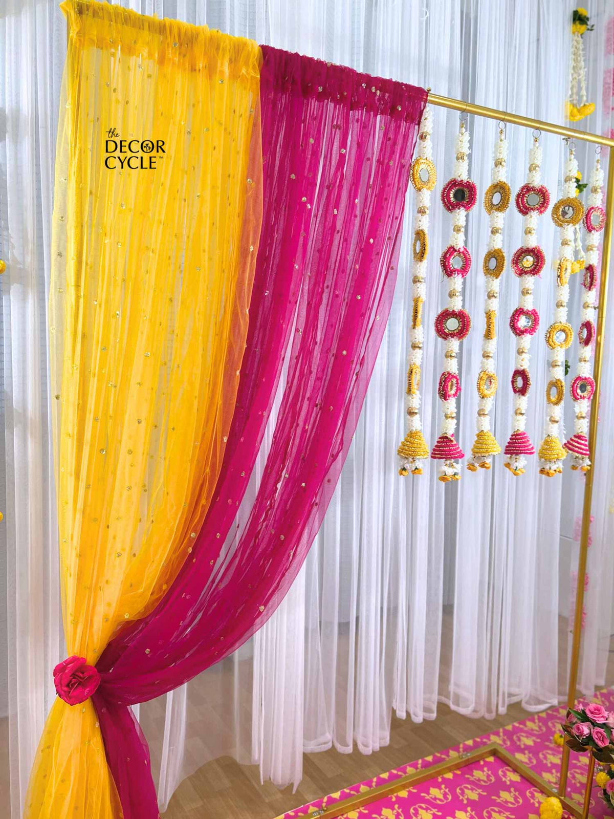 Festive Glam Backdrop Set - The Decor Cycle