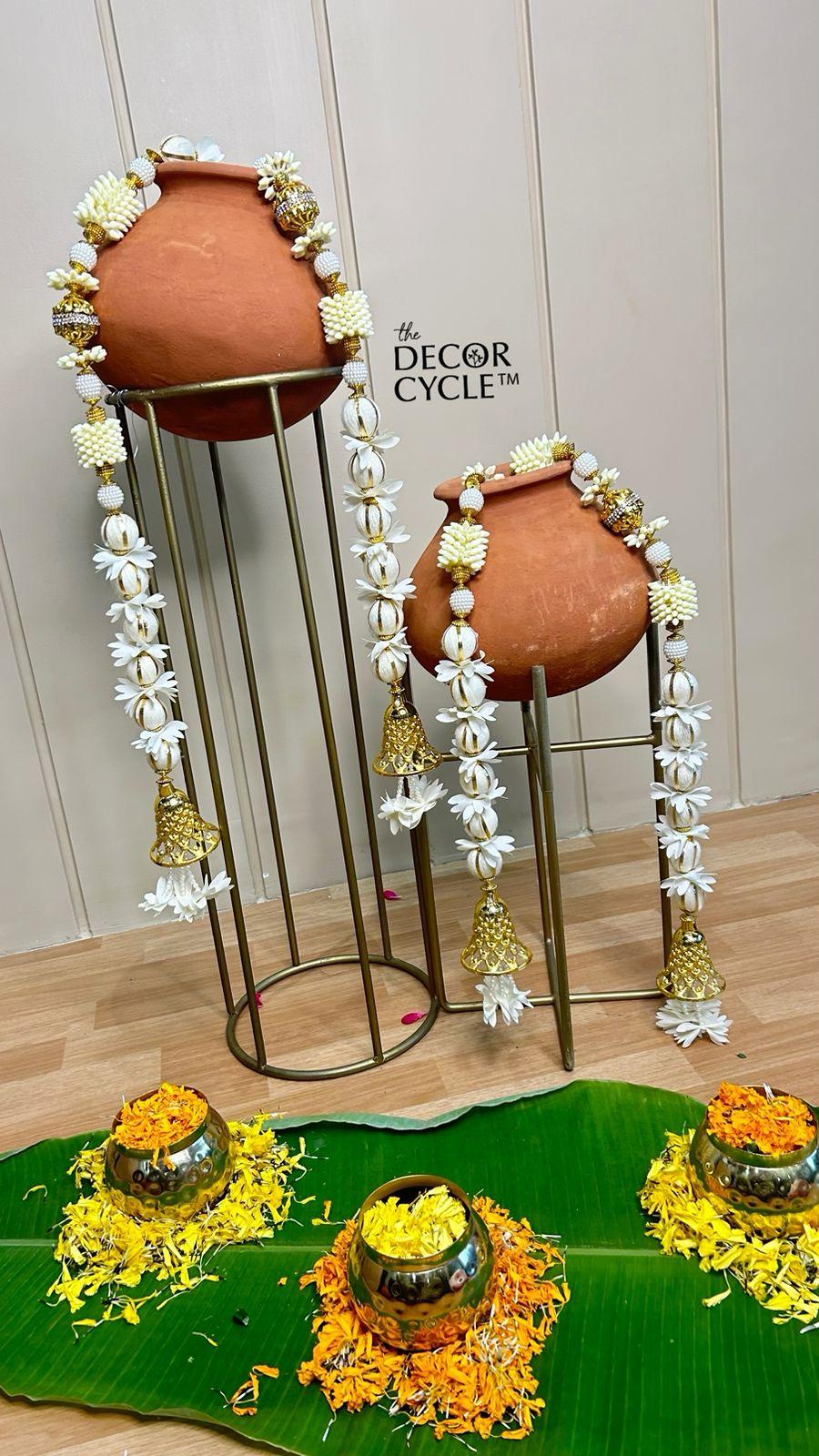 White and Golden Tassels - The Decor Cycle