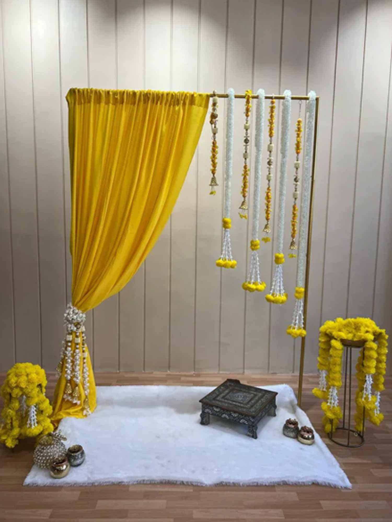 Traditional Decor Set (Yellow) - The Decor Cycle