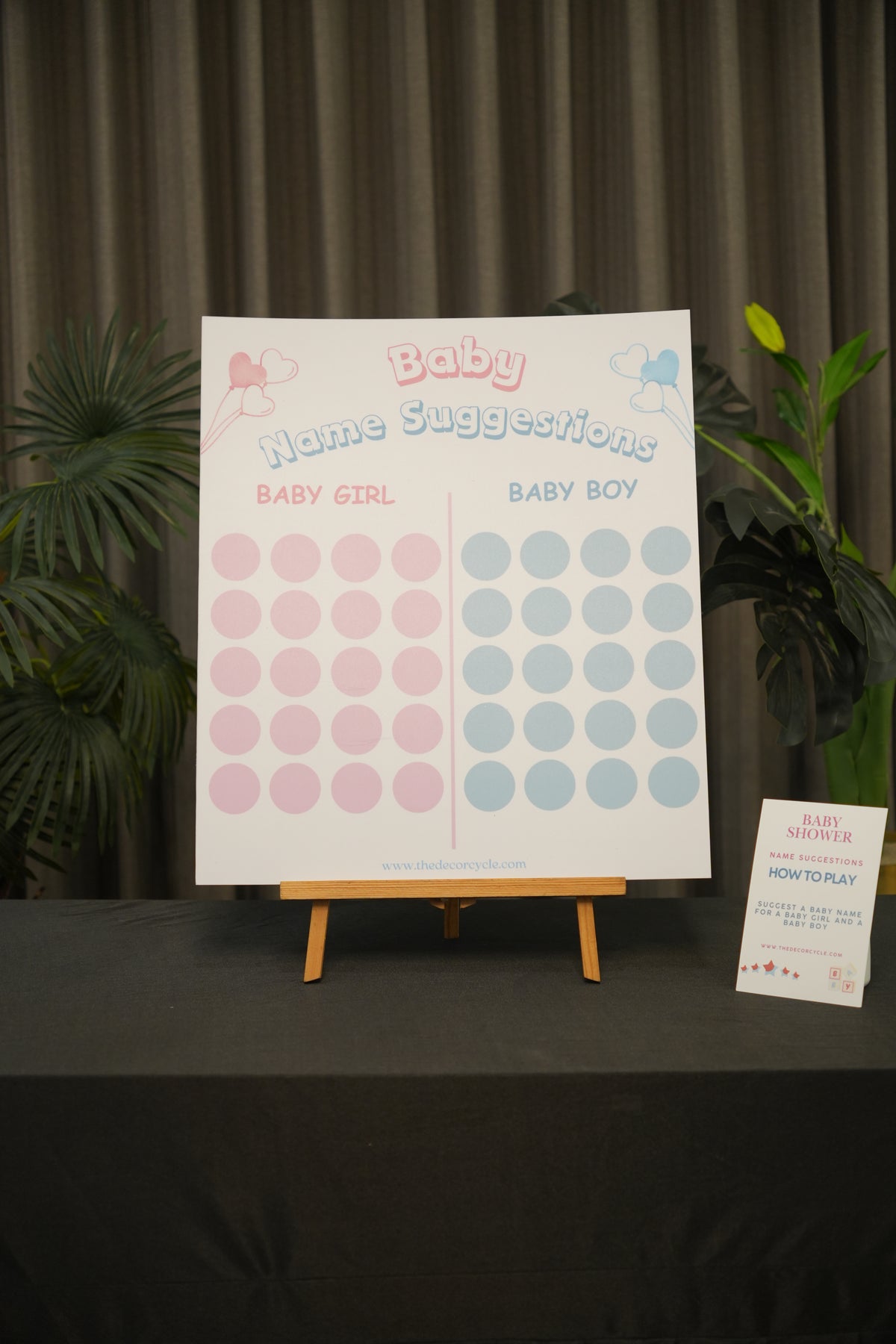Baby Name Suggestions Board (Circle)