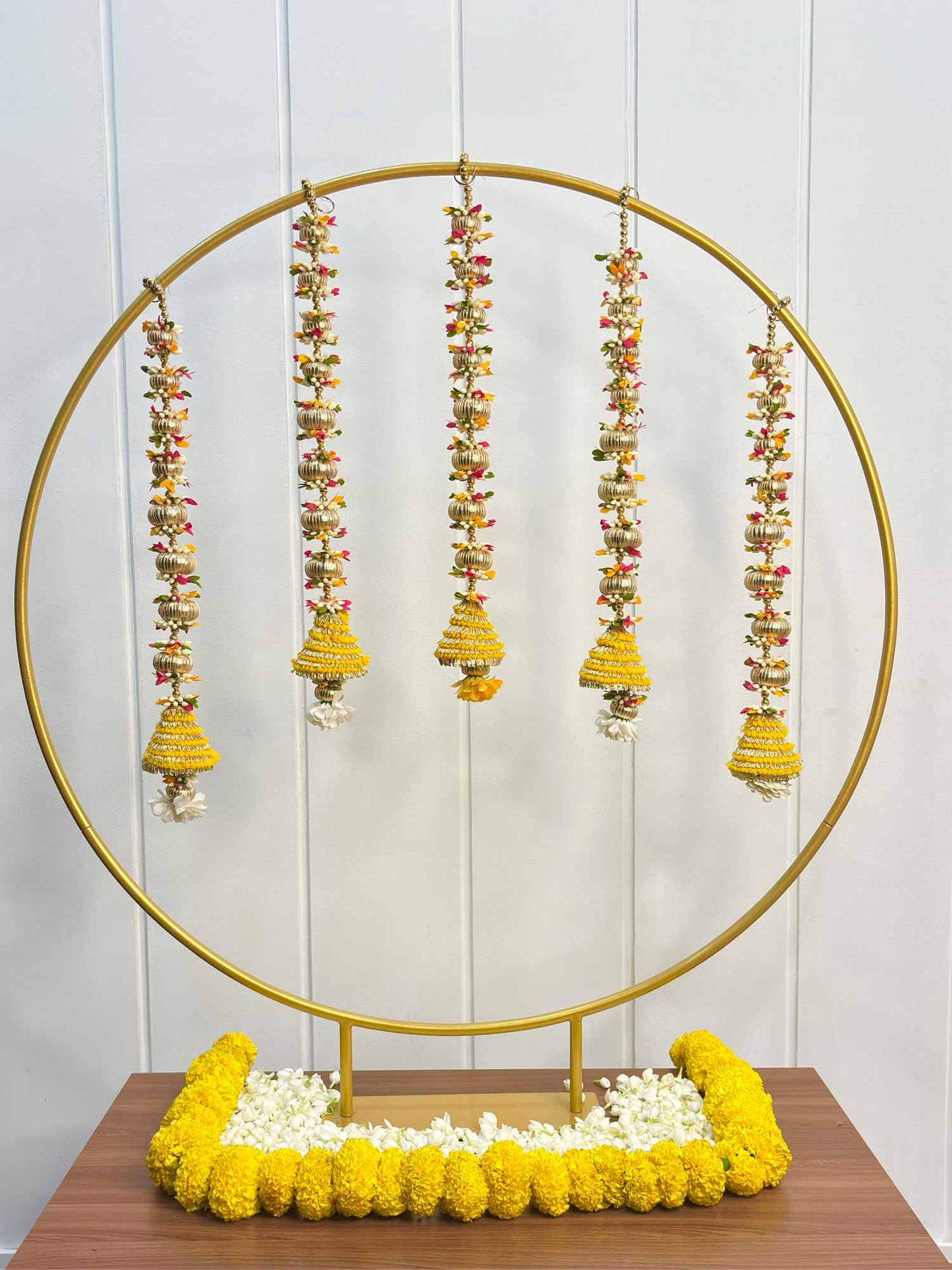 Yellow Cone Tassels Circle Decor Set - The Decor Cycle