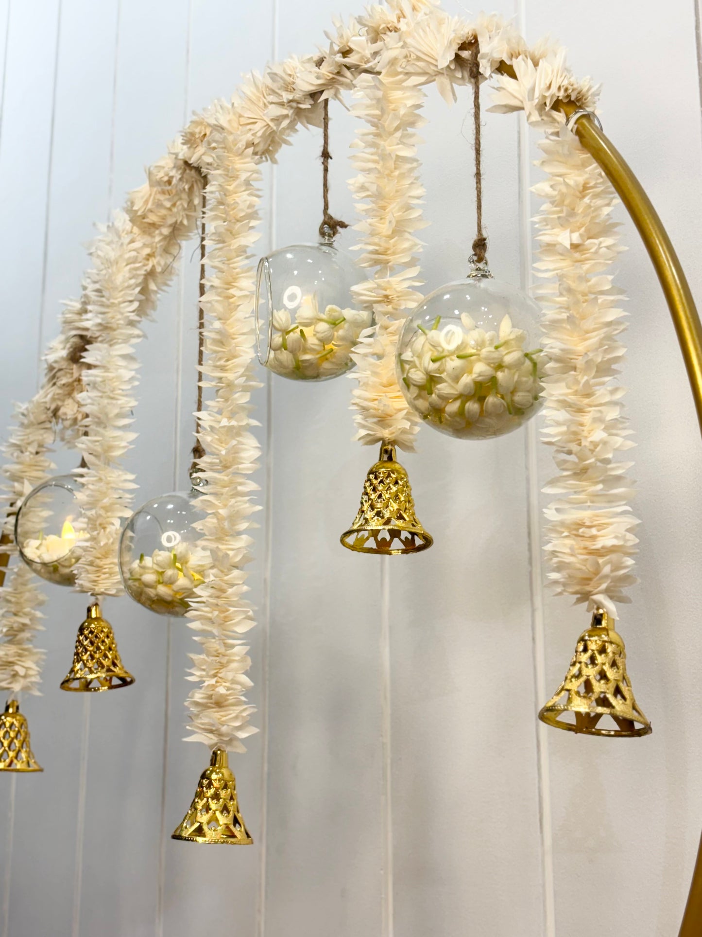 White Tassels Circle Decor - The Decor Cycle