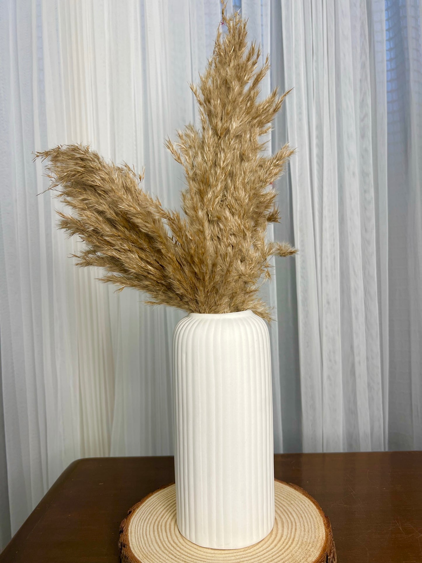 Ceramic Ribbed Vase Bottle White