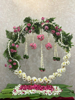 Circle Stand
