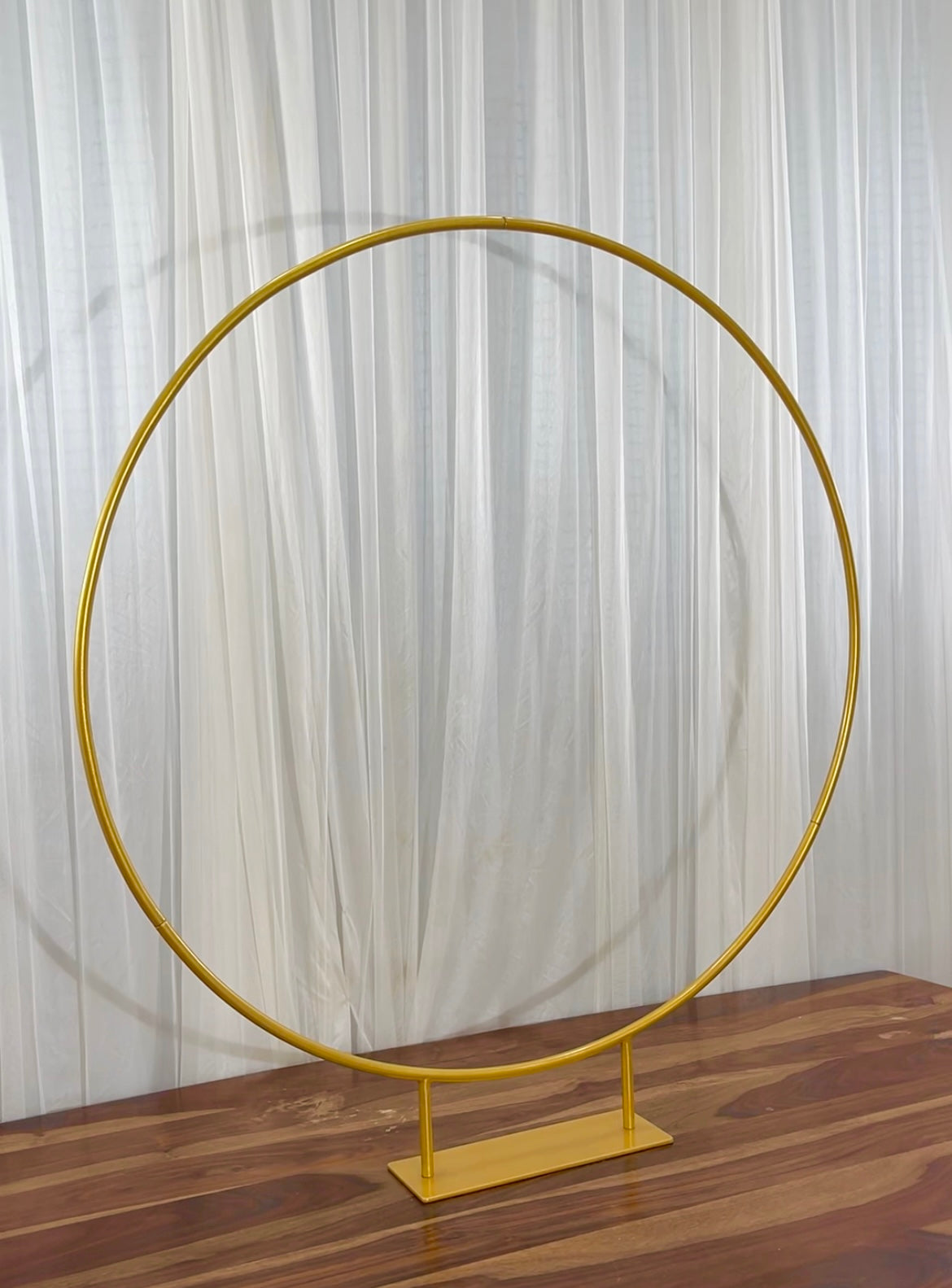 Circle Stand - The Decor Cycle