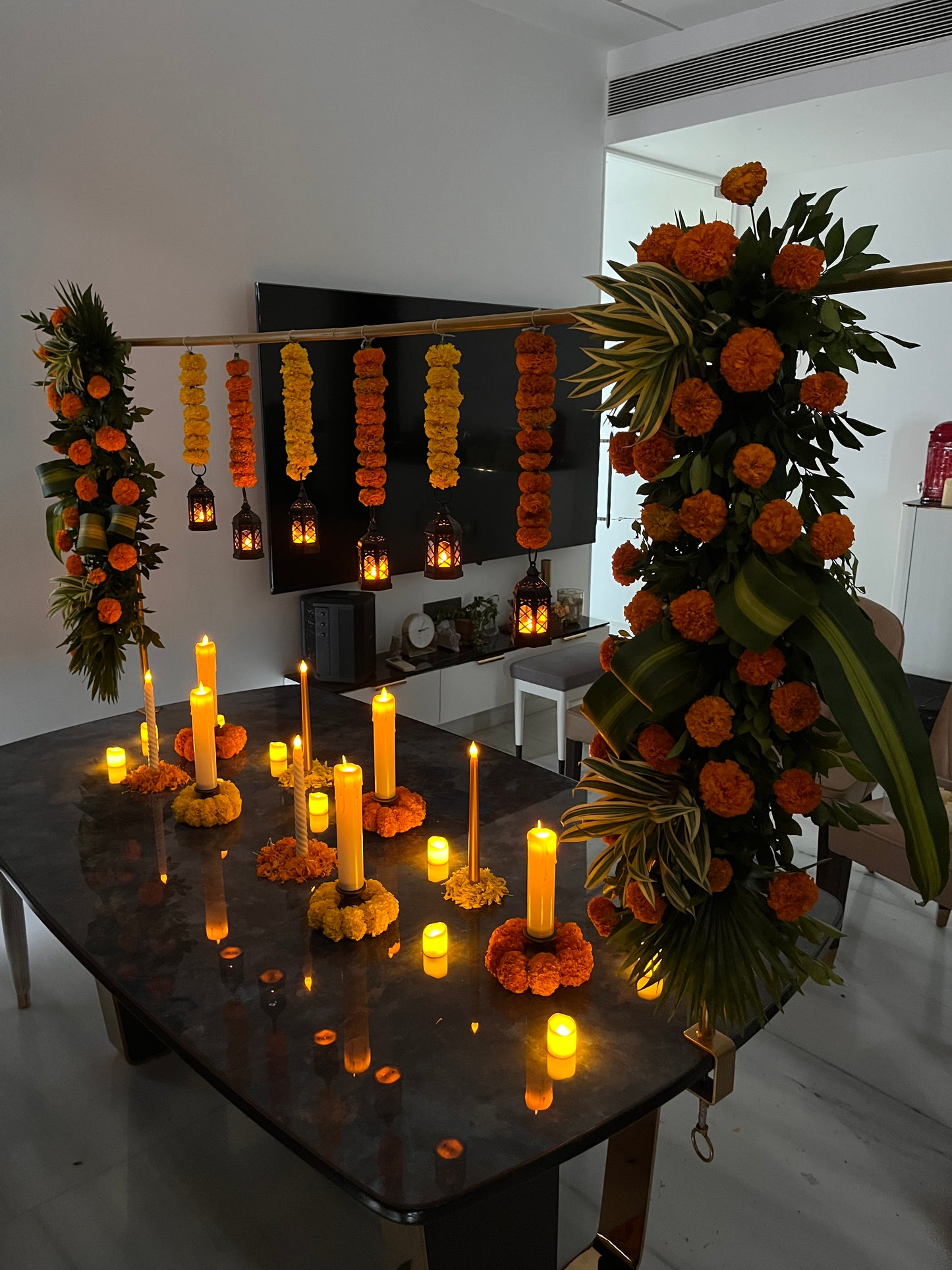 Table Decor Set with Piller Candles