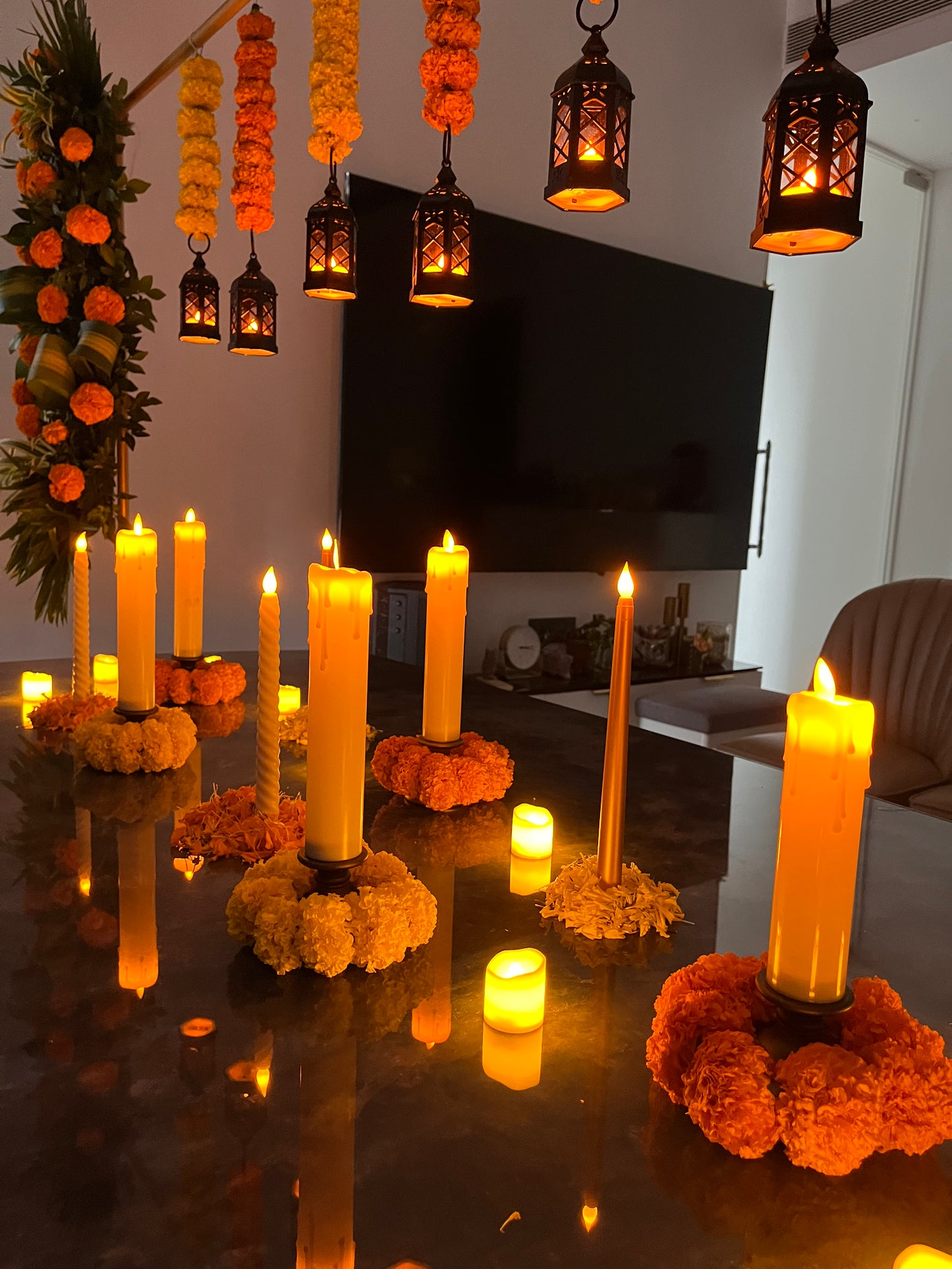 Table Decor Set with Piller Candles