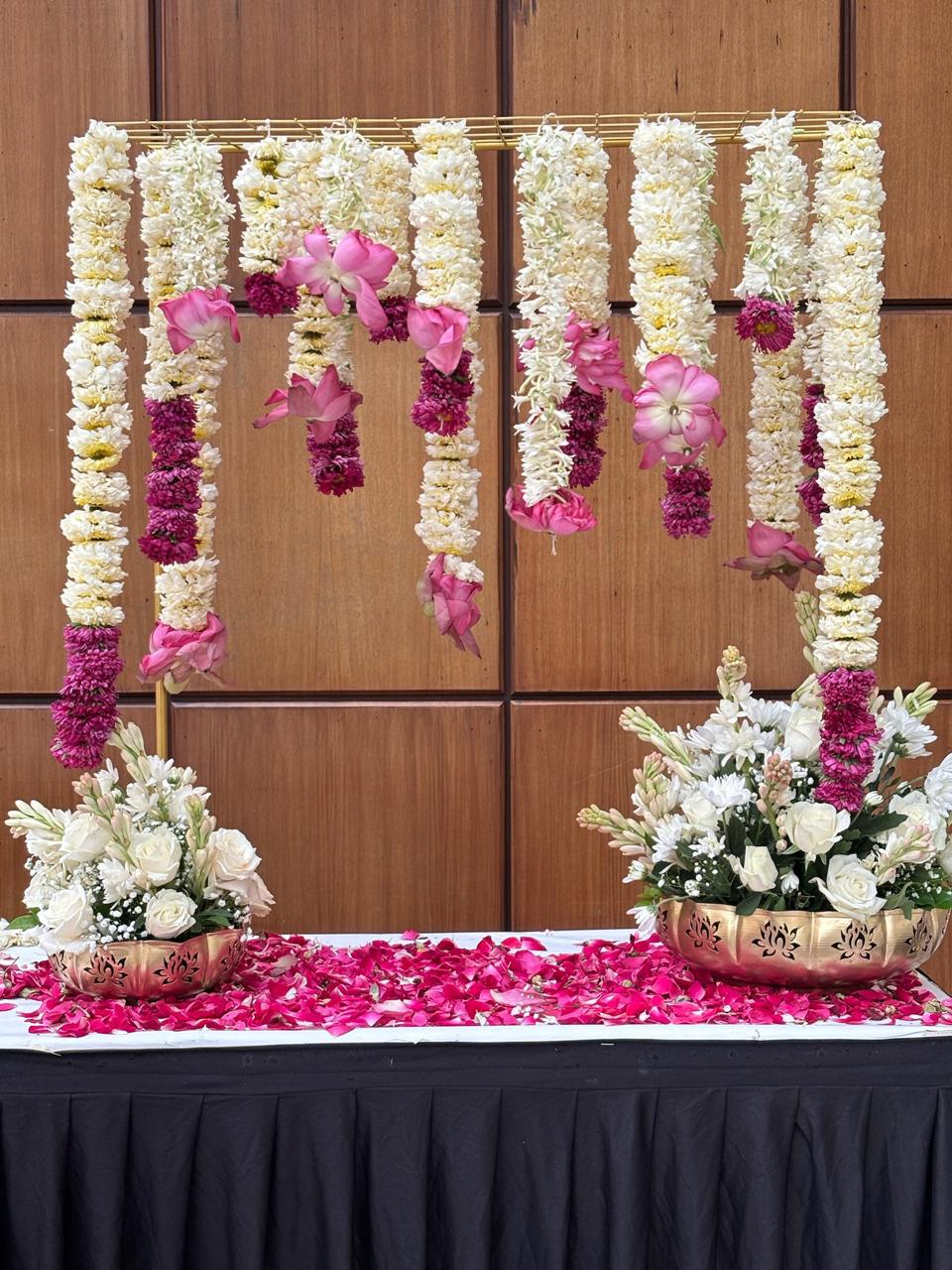 Pooja Backdrop Stand - The Decor Cycle